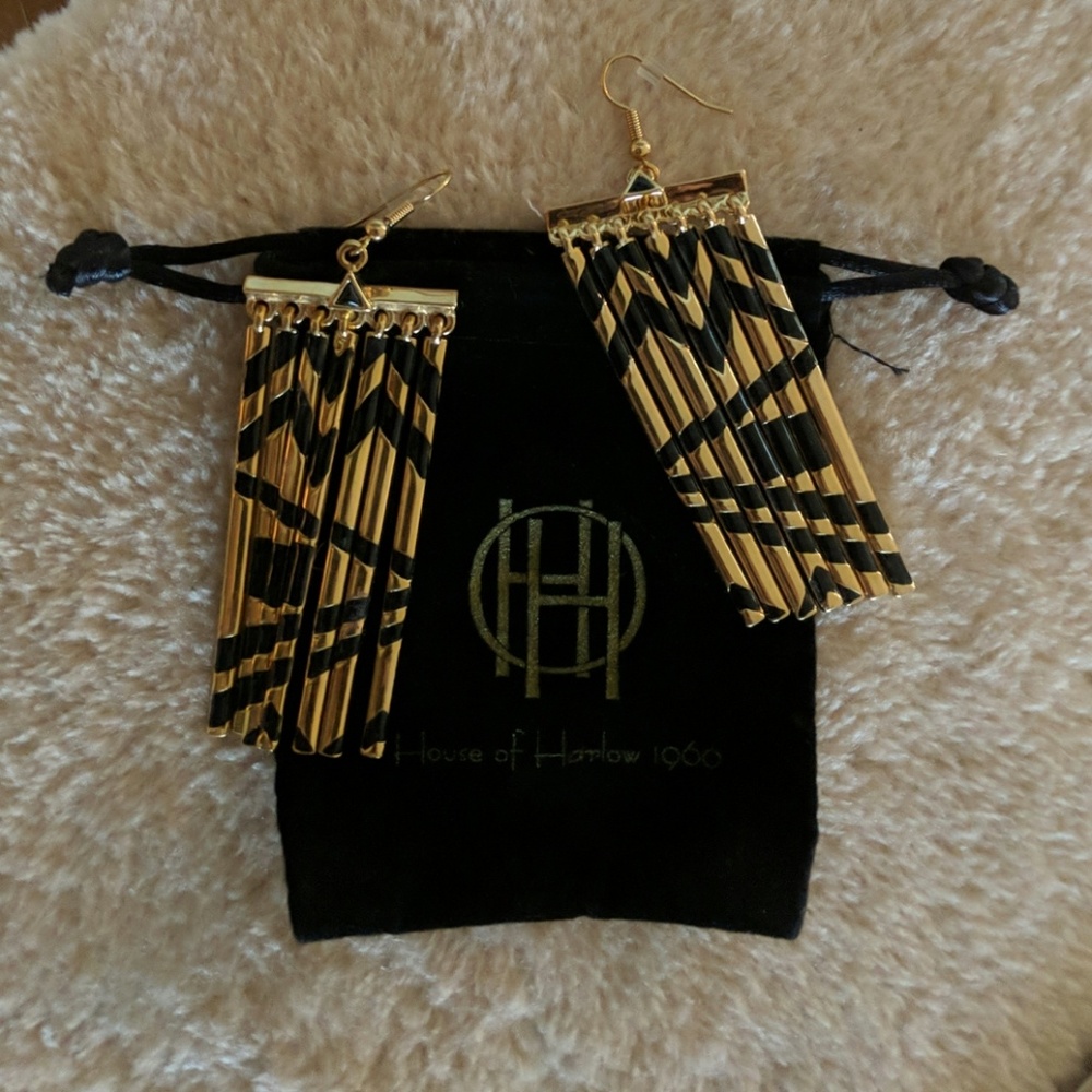 ✨House of Harlow✨ Chandelier Earrings